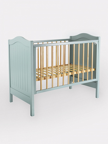 Массив Гном 2 — классическая детская кроватка из натуральной березы с полозьями для укачивания